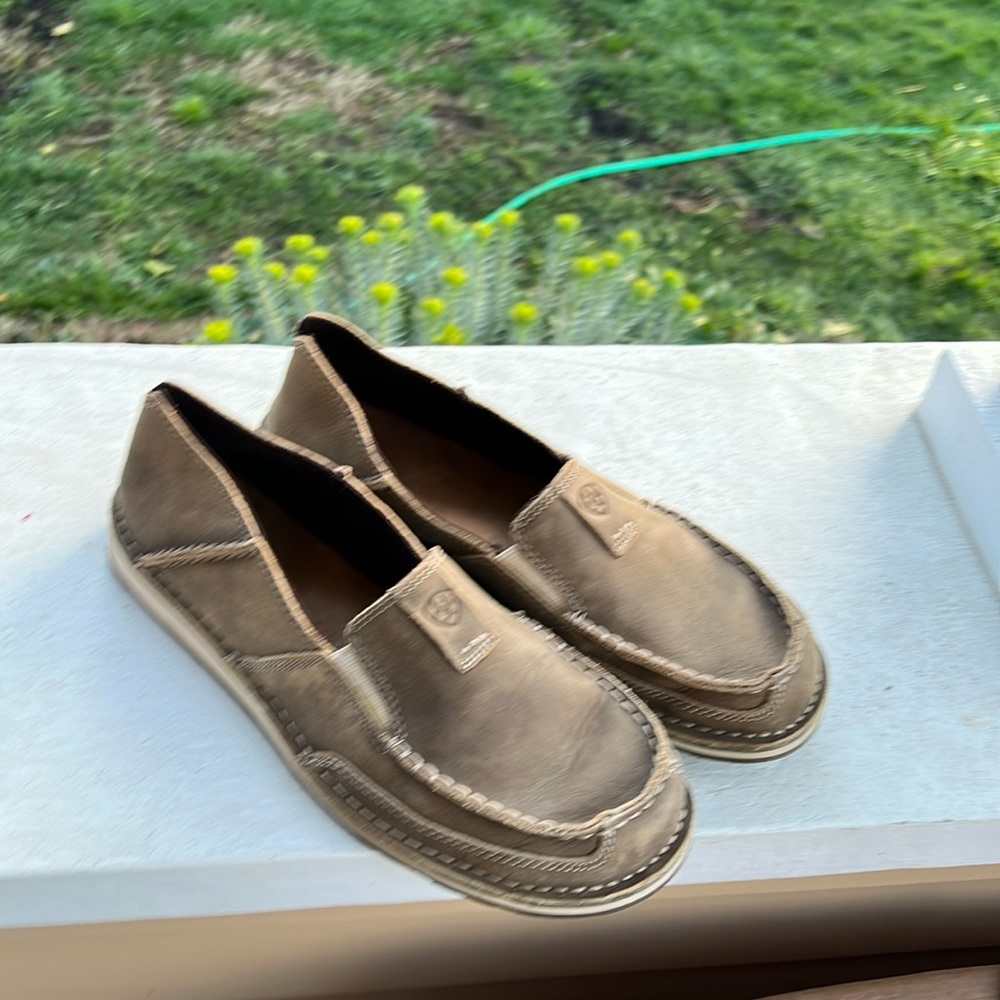 Ariat sz 10